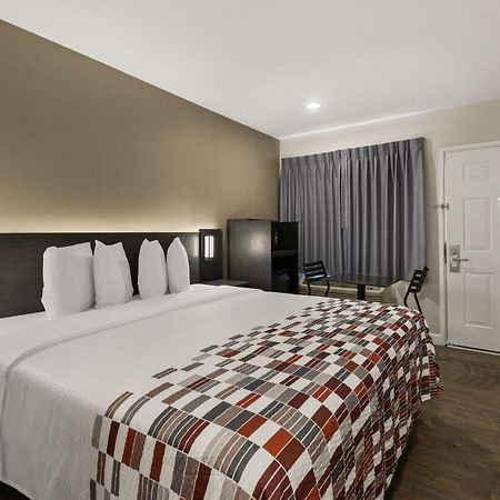 Red Roof Inn Carson - Wilmington, Ca Лос-Анджелес Екстер'єр фото