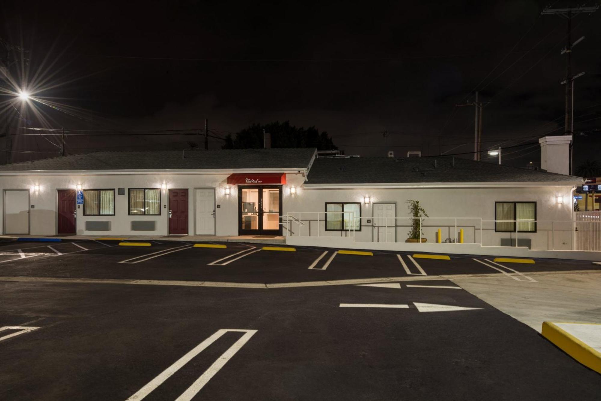 Red Roof Inn Carson - Wilmington, Ca Лос-Анджелес Екстер'єр фото